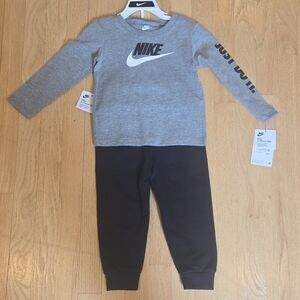 Nike Gray and Black Kids Matching Set
